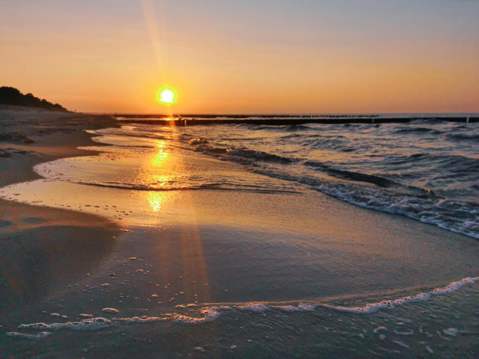 Meeressterne Strandhaeuser Blankenfohrt Ückeritz Buitenkant foto